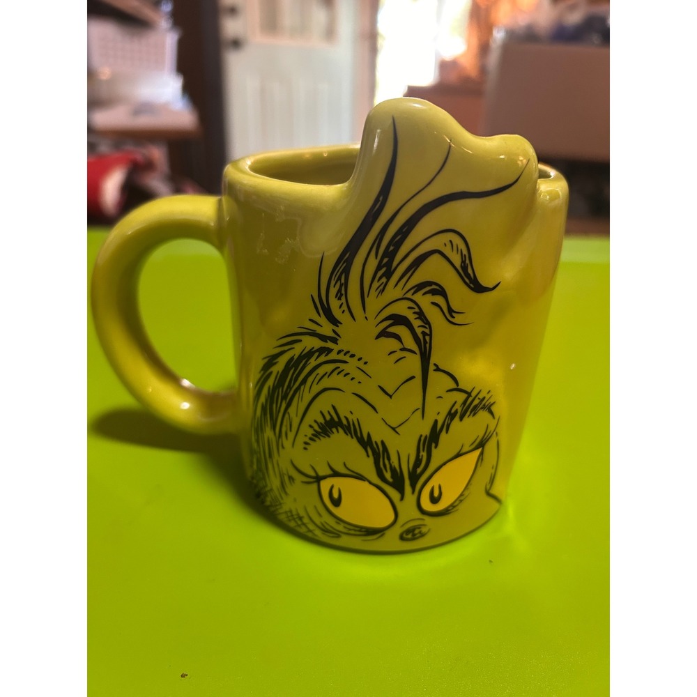 Dr Seuss The Grinch Ceramic Coffee Mug Bioworld Lime Green Sculpted 2023